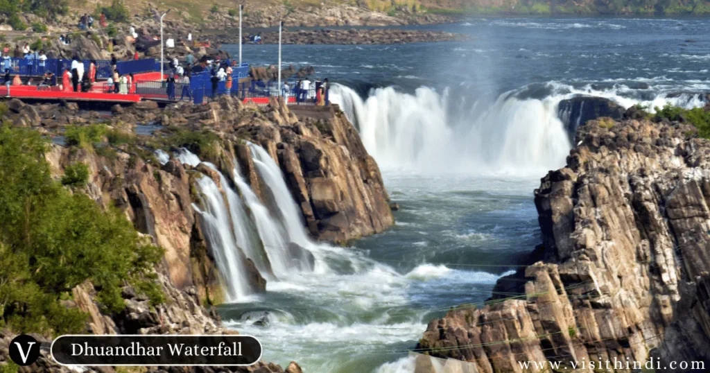  Tourist Places in Jabalpur | Dhuandhar waterfall jabalpur