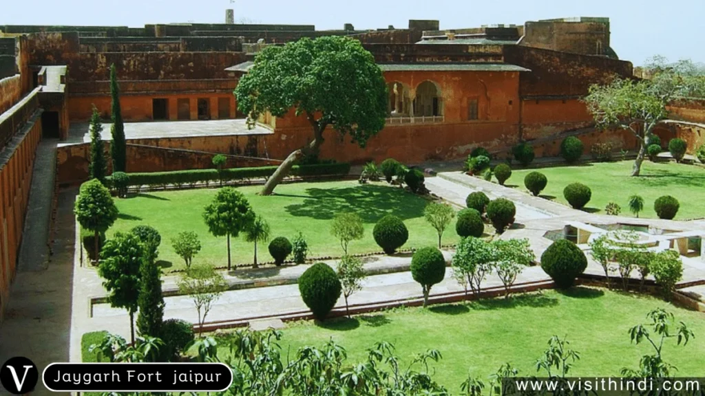 Jaipur me ghumne ki jagah - jaigarh fort